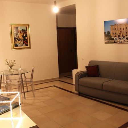Sole Apartment Палермо Екстер'єр фото